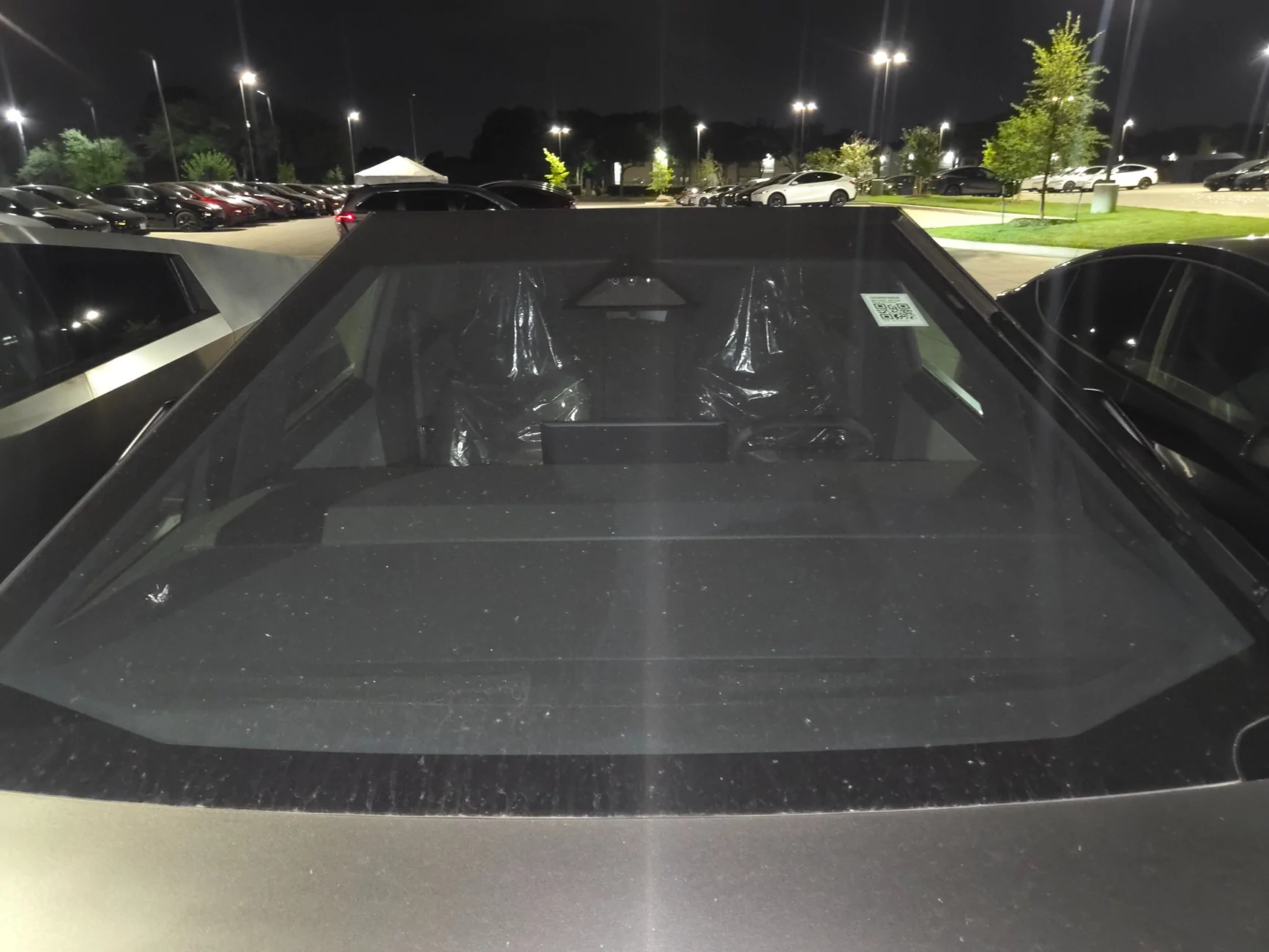Tesla Cybertruck $59k Base Dual-Motor AWD Cybertruck Begin Delivery! 20260530_230522