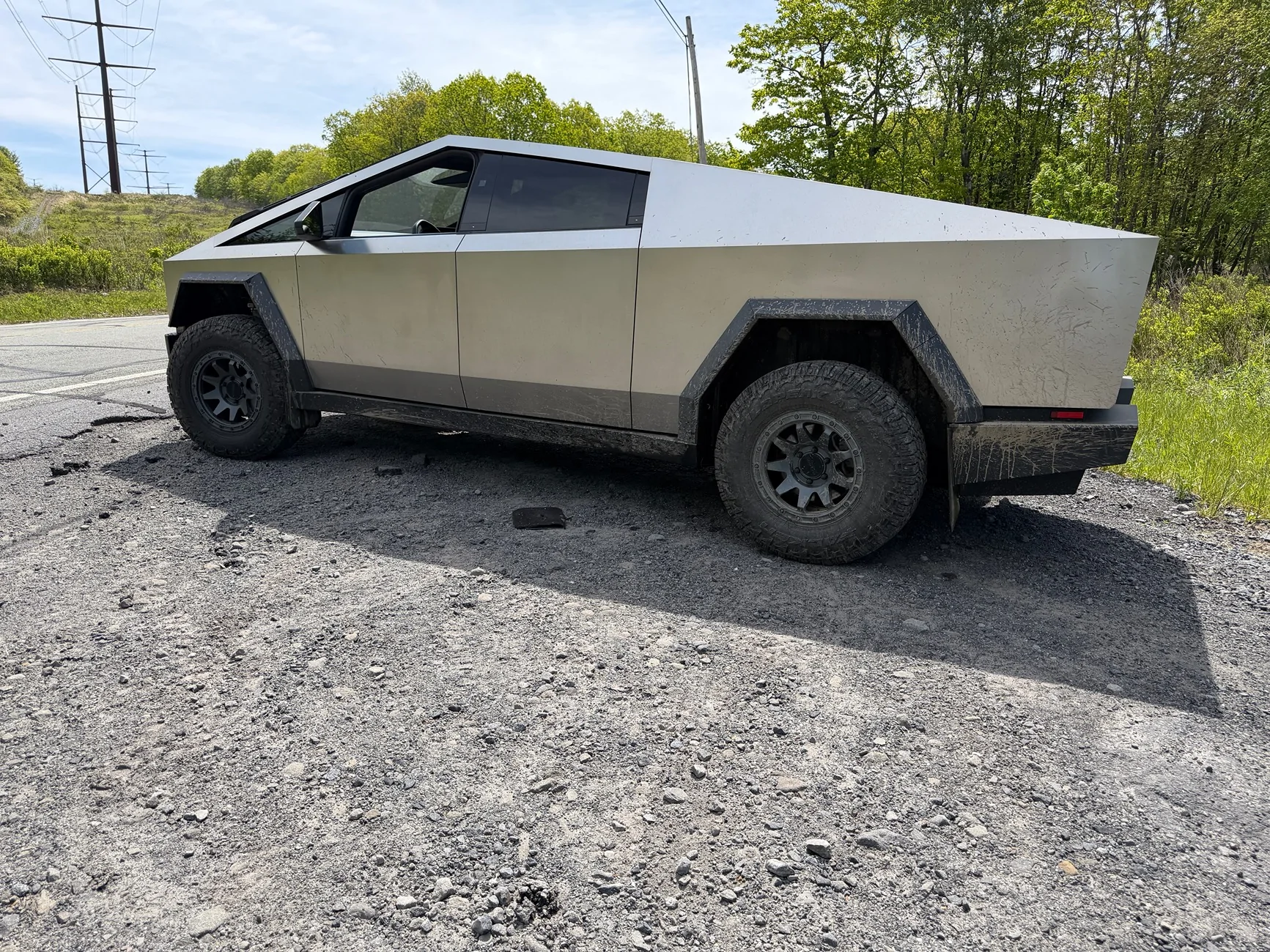 Tesla Cybertruck Daily random Cybertruck photos thread - Post Yours! 📸 🤳 IMG_1238