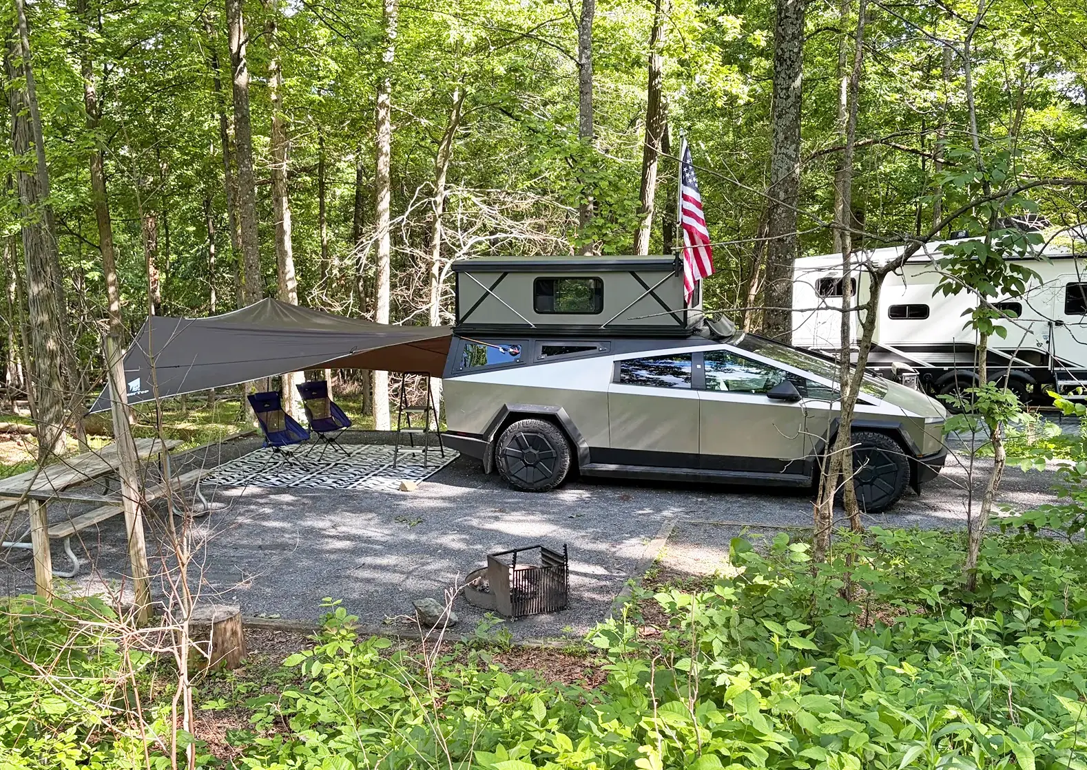 Tesla Cybertruck Foundation Cyberbeast Truck Camper -- Urander Bed Cap + Qian Tent 120540-bcde865bd57327e90fe0c70940f87dd6