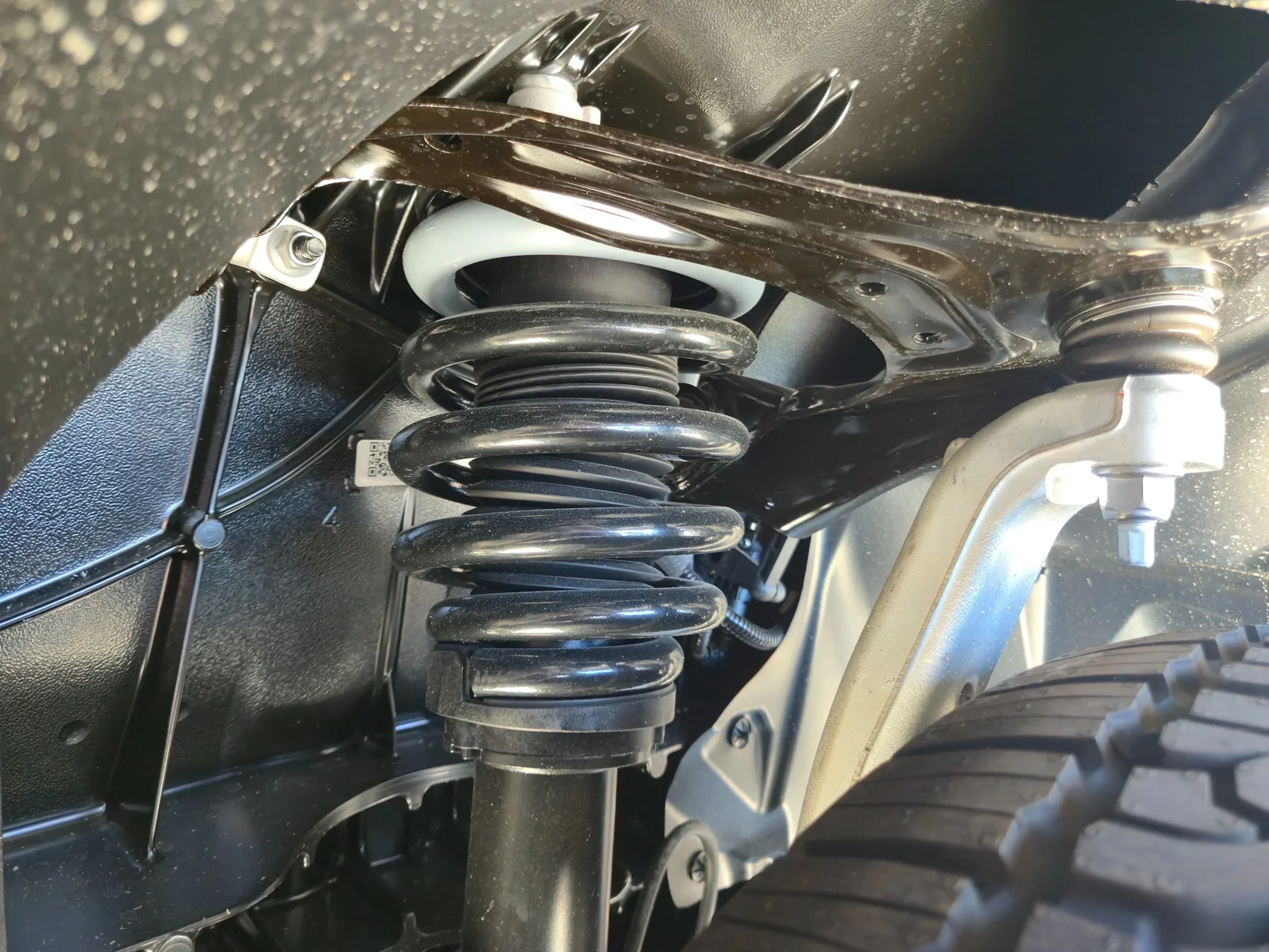 Tesla Cybertruck $59k Base Dual-Motor AWD Cybertruck Begin Delivery! 20260601_161453