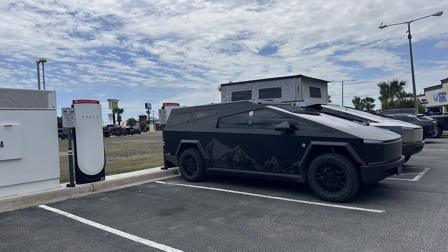 Tesla Cybertruck Foundation Cyberbeast Truck Camper -- Urander Bed Cap + Qian Tent 1780351076109-ot