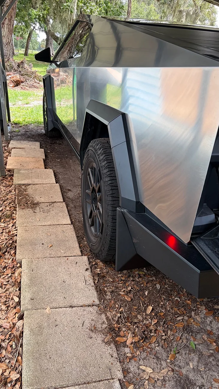 Tesla Cybertruck DIY CT Mods & Accesories installed IMG_0930