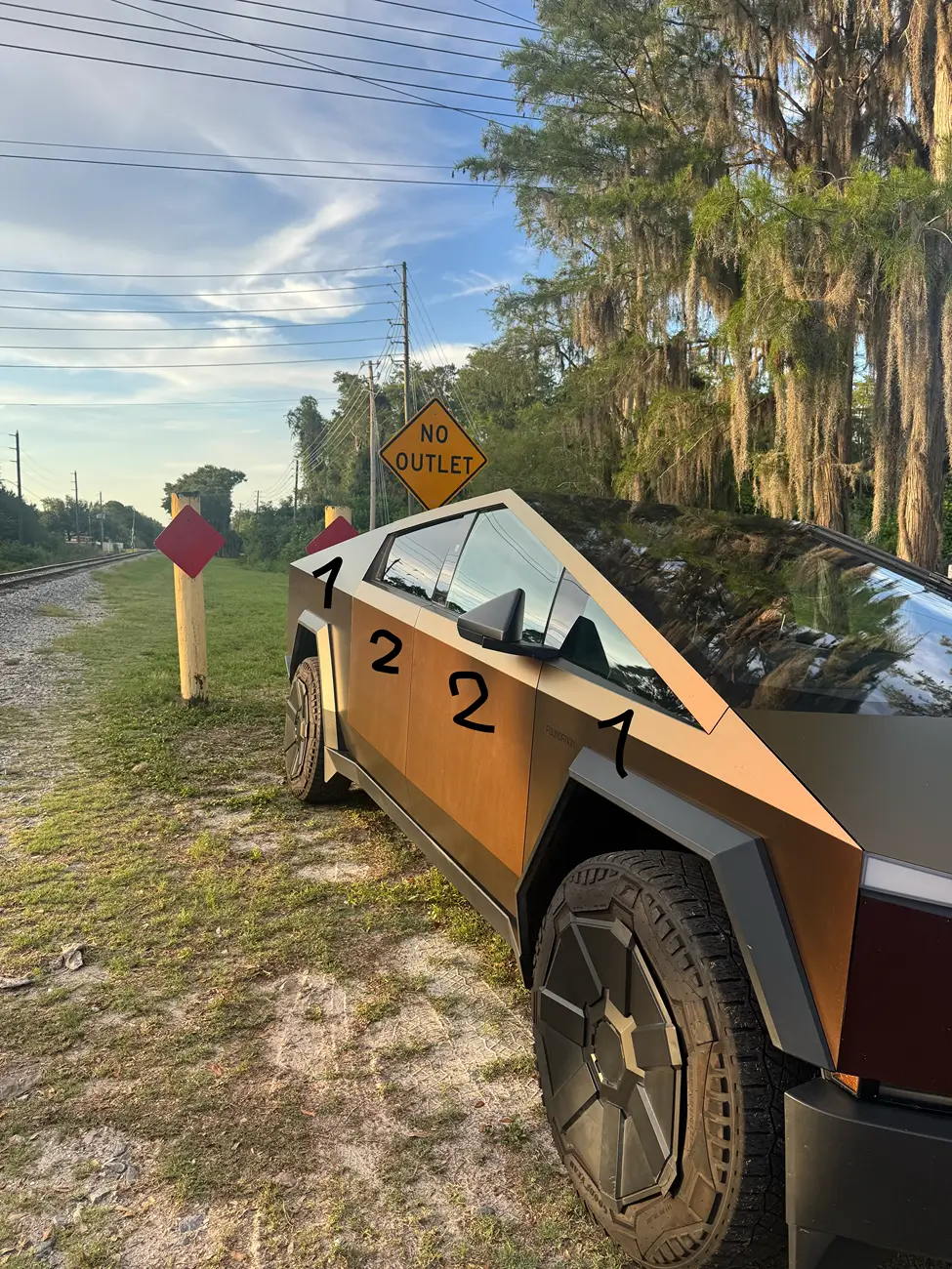 Tesla Cybertruck Failed Wrap. Need advise. 3M 2080 Satin Flip Volcanic Flare Vinyl Wrap tempImageB6W7li