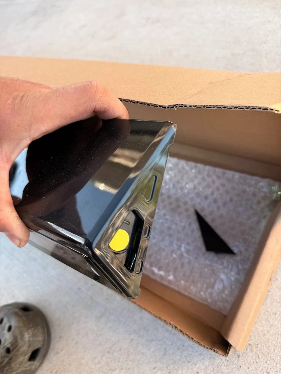 Tesla Cybertruck [⛔️ SCAM!] NEW Cybertruck Off-Road Lightbar $1,200 Shipped IMG_6013