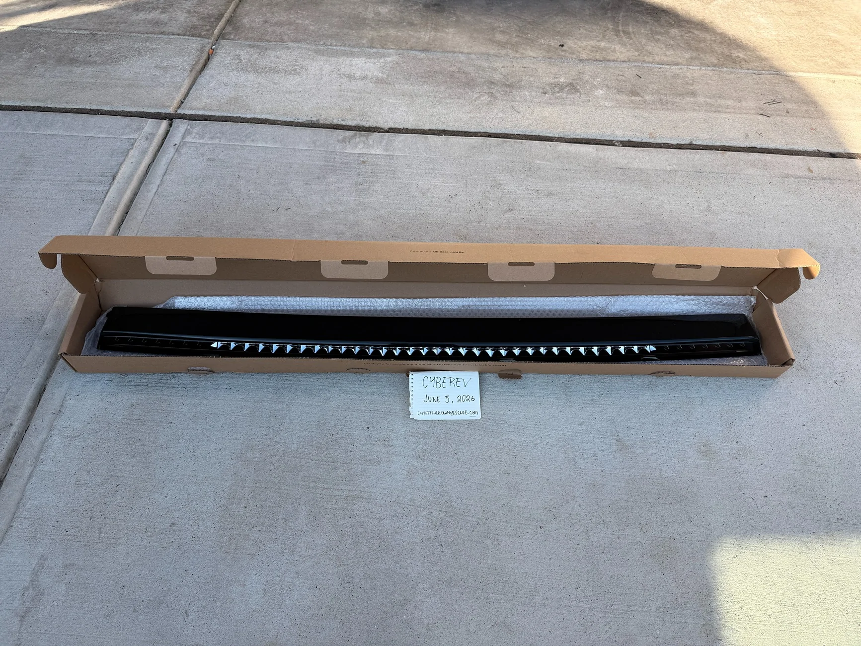 Tesla Cybertruck [⛔️ SCAM!] NEW Cybertruck Off-Road Lightbar $1,200 Shipped IMG_6012