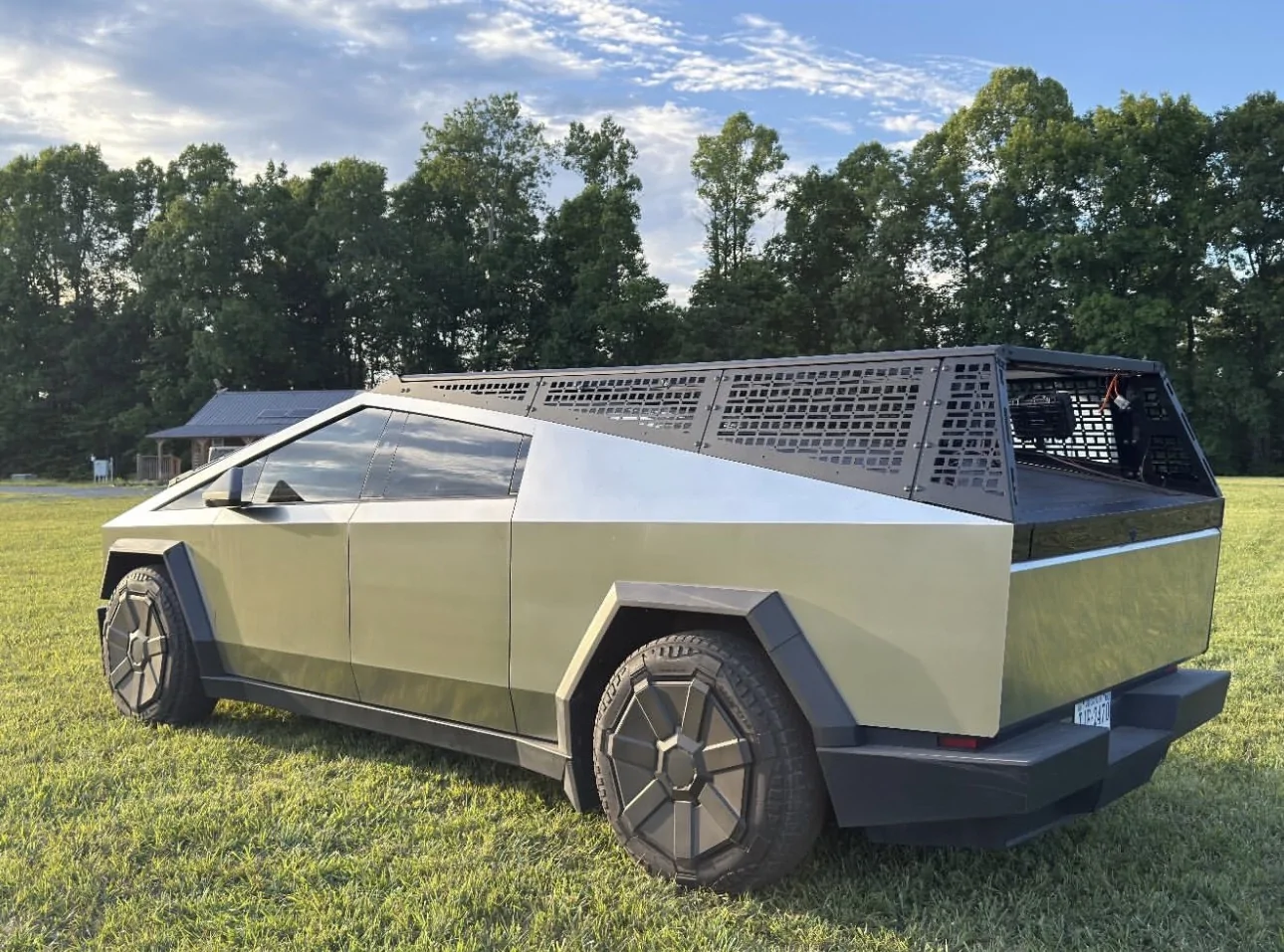 Tesla Cybertruck Urander Rack Mega Thread – Post Your Setup! IMG_9859