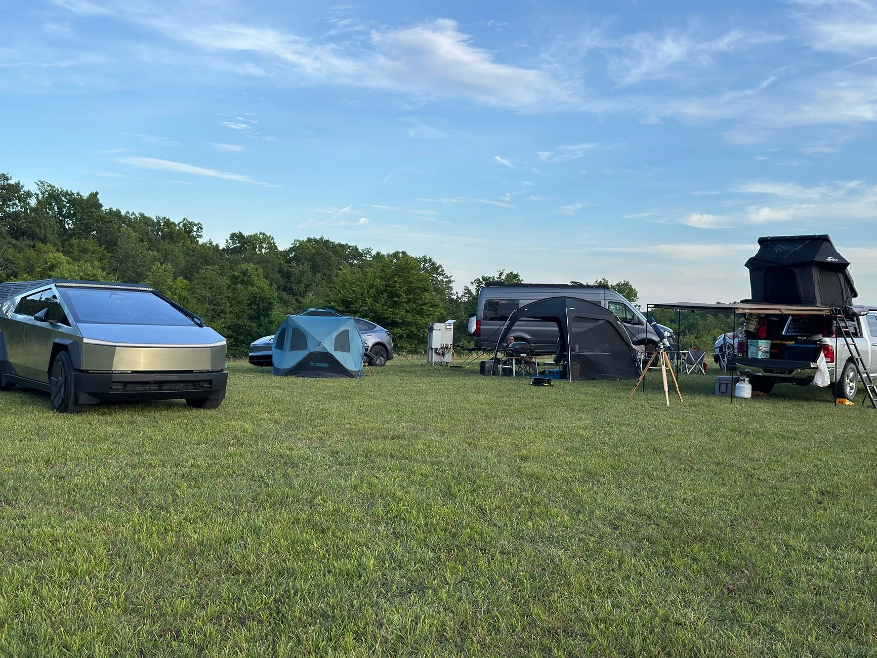 Tesla Cybertruck Urander Rack Mega Thread – Post Your Setup! IMG_5647