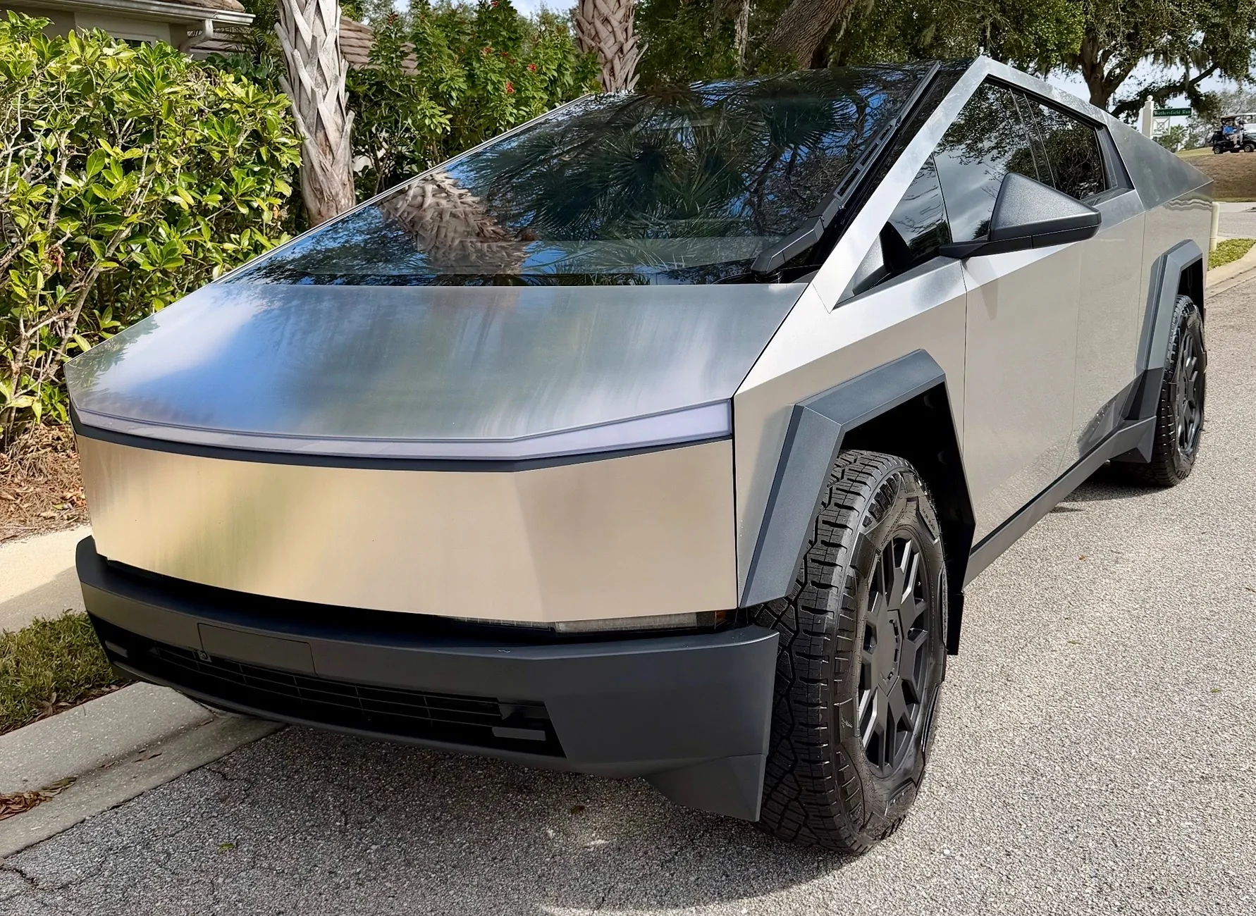 Tesla Cybertruck Will the CyberTruck be Discontinued IMG_3806