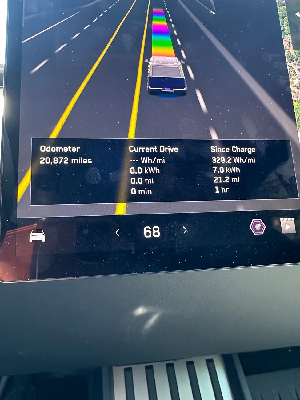 Tesla Cybertruck Trip Statistics Not Working IMG_5694