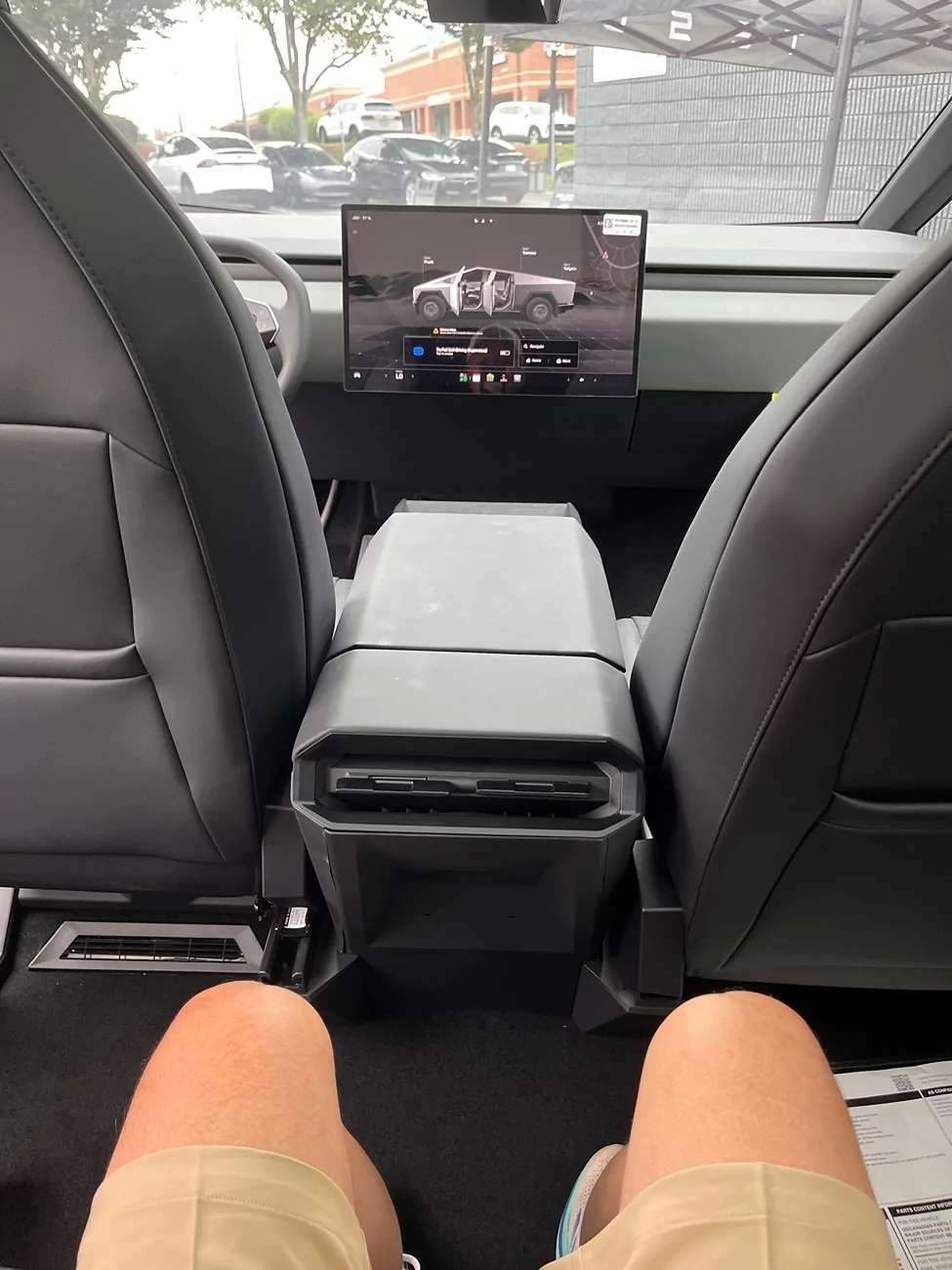 Tesla Cybertruck $59k Base Dual-Motor AWD Cybertruck Begin Delivery! IMG_5076