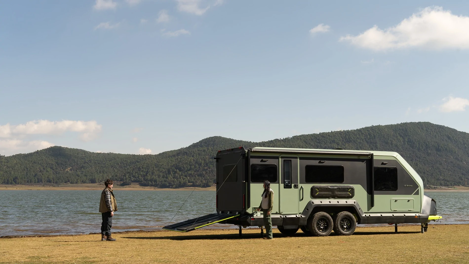 Tesla Cybertruck Evotrex Raises $30 Million Series A to Accelerate Production of the Evotrex-PG5 Electric RV Trailer Evotrex-PG5_063