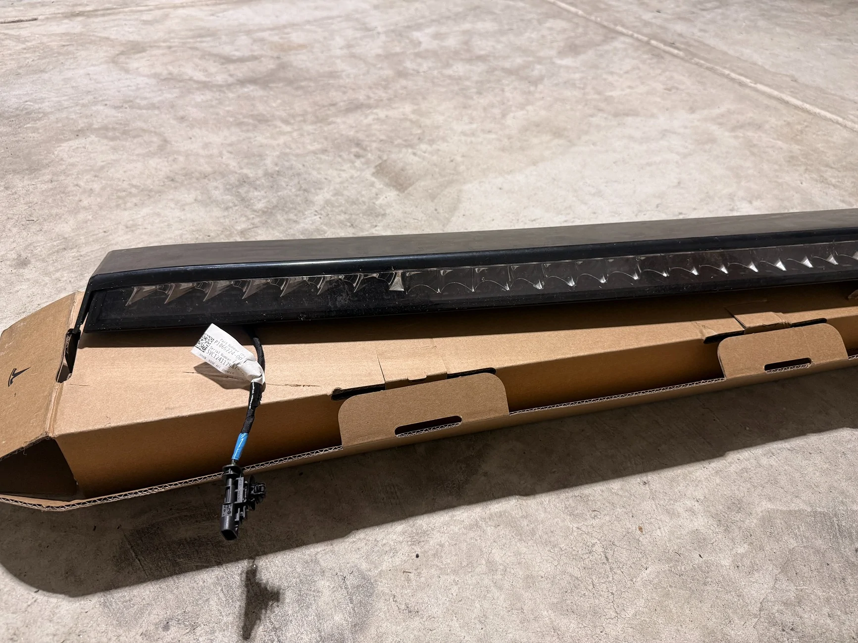 Tesla Cybertruck [⛔️ SCAM!] NEW Cybertruck Off-Road Lightbar $1,200 Shipped IMG_6098