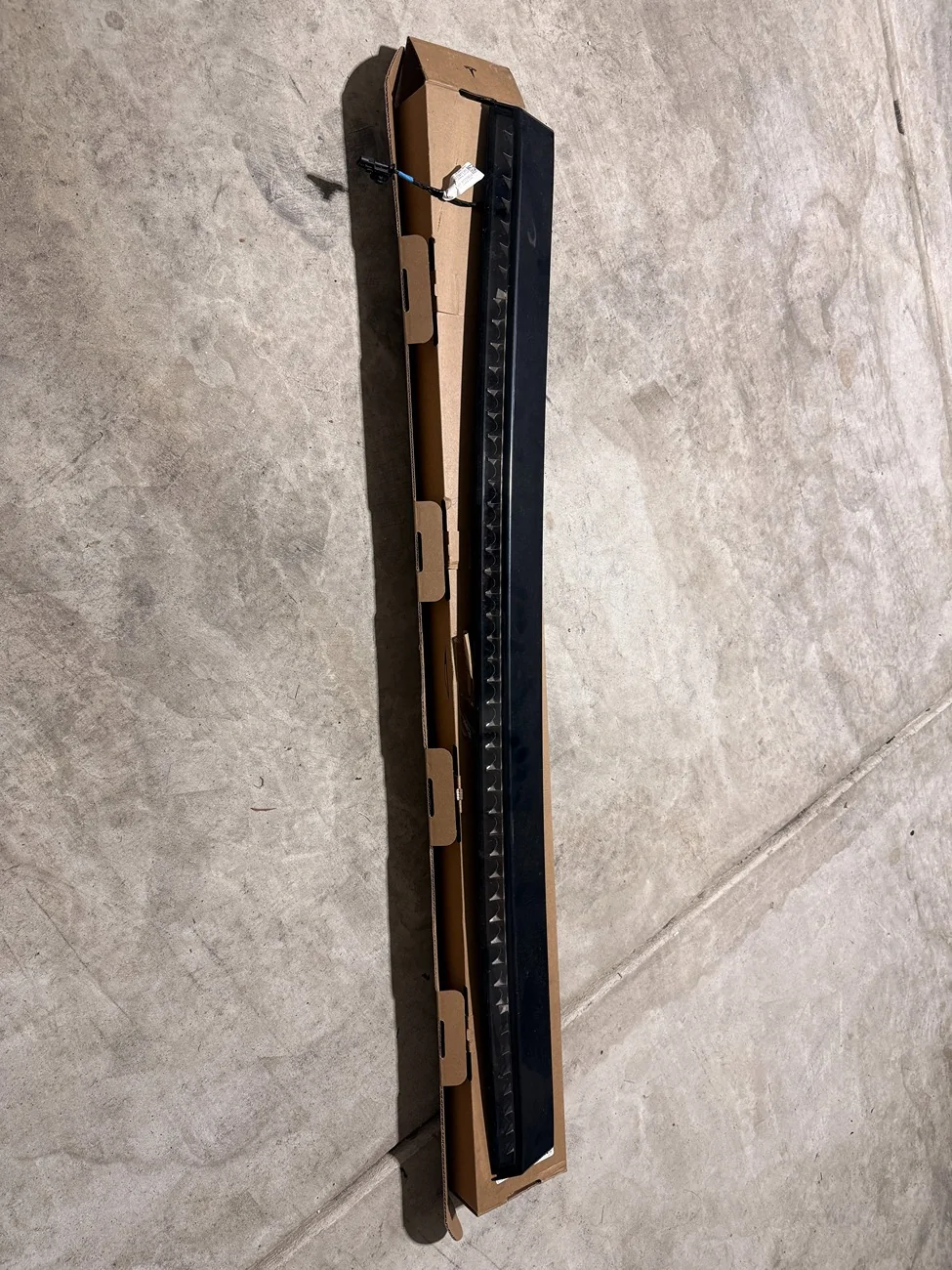 Tesla Cybertruck [⛔️ SCAM!] NEW Cybertruck Off-Road Lightbar $1,200 Shipped IMG_6097