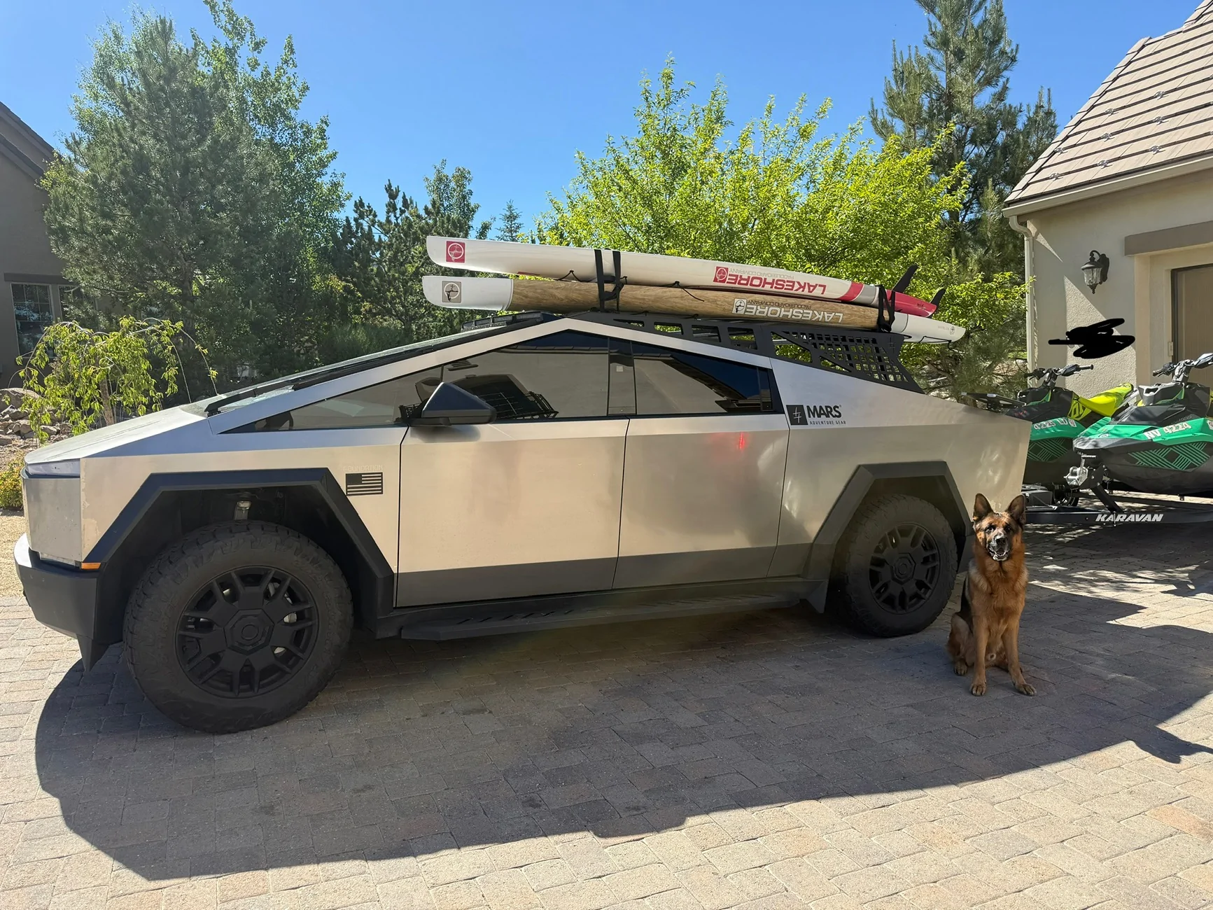 Daily random Cybertruck photos thread - Post Yours! 📸 🤳 | Page 135 ...