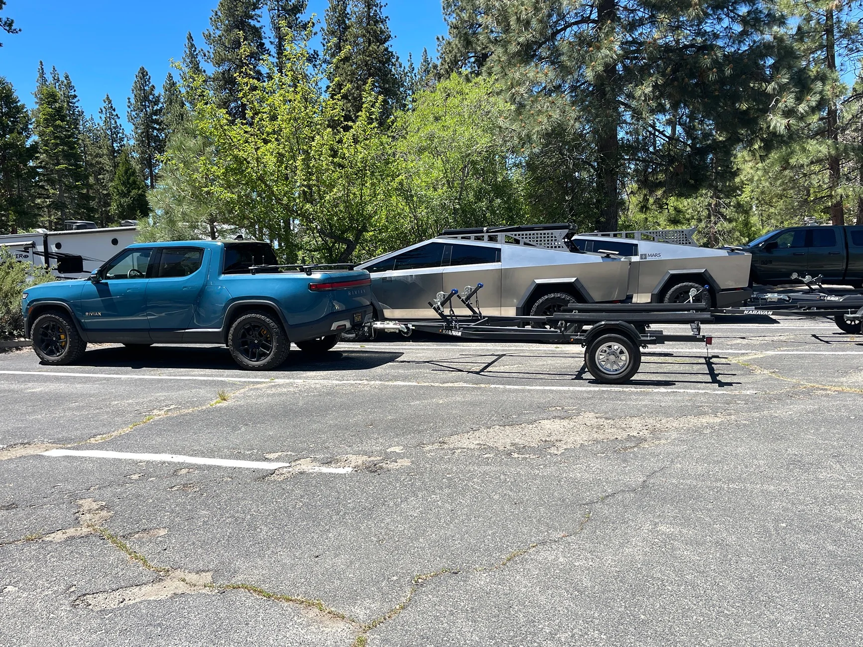 Tesla Cybertruck Daily random Cybertruck photos thread - Post Yours! 📸 🤳 IMG_5964