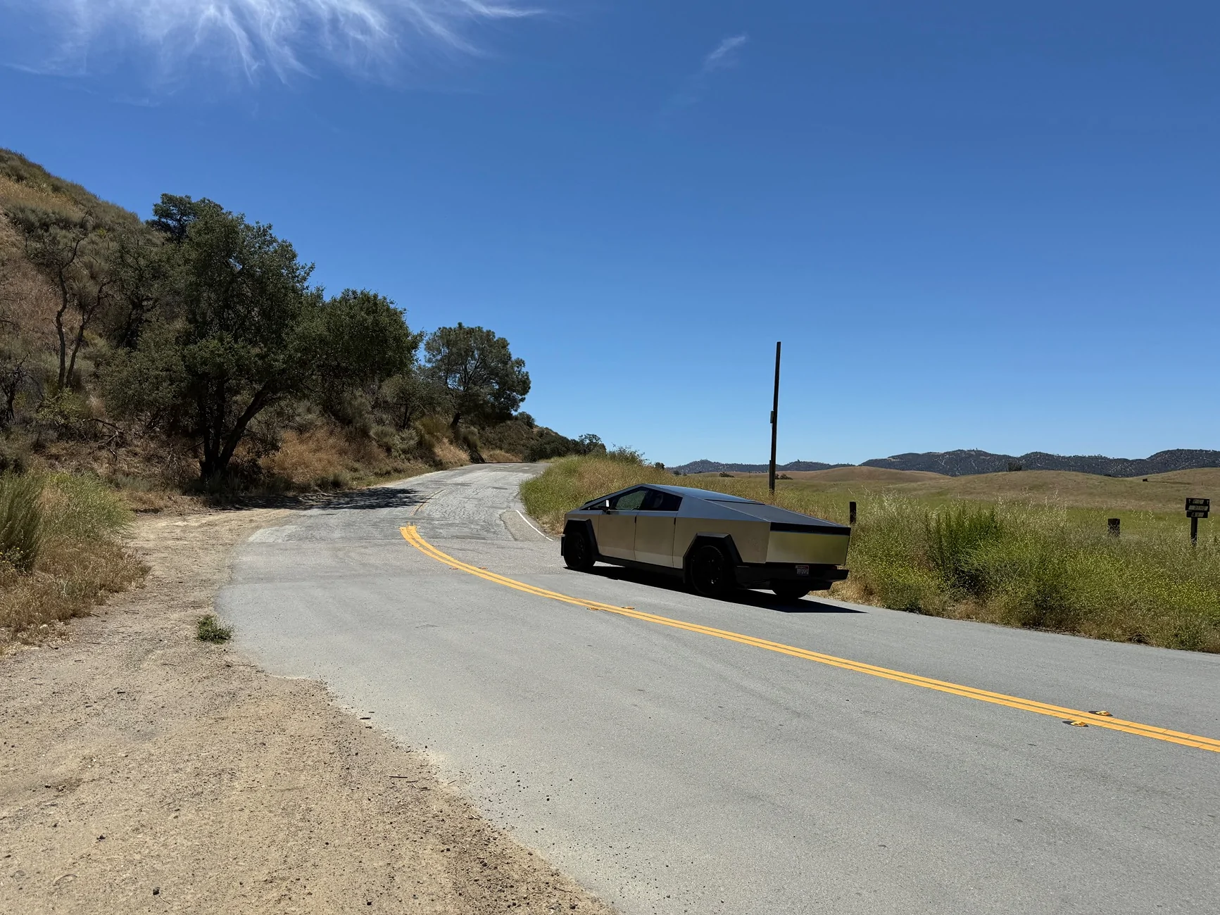 Tesla Cybertruck Daily random Cybertruck photos thread - Post Yours! 📸 🤳 IMG_1718