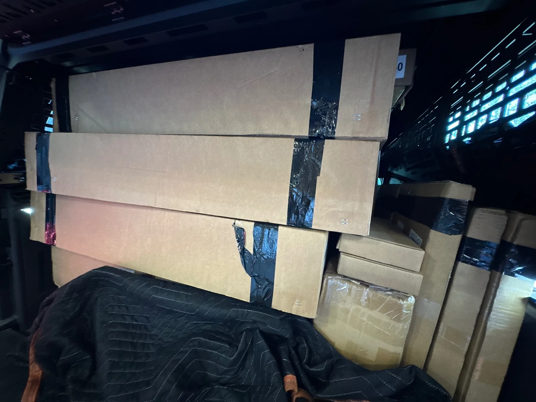 Tesla Cybertruck Urander Bed Cap Ideas & Setups IMG_0504