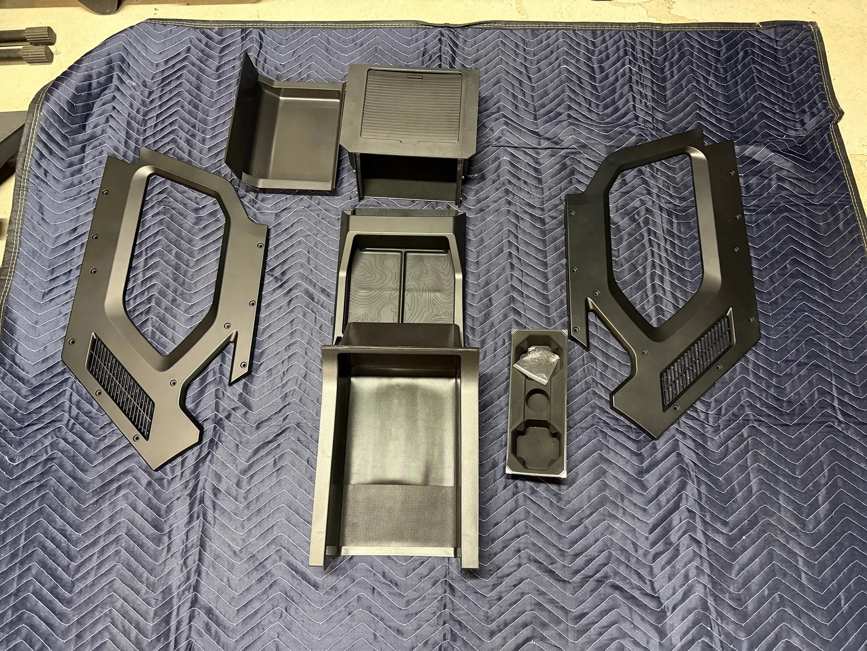 Tesla Cybertruck Tesla Cybertruck Center Console Storage Box Install and Review IMG_1334