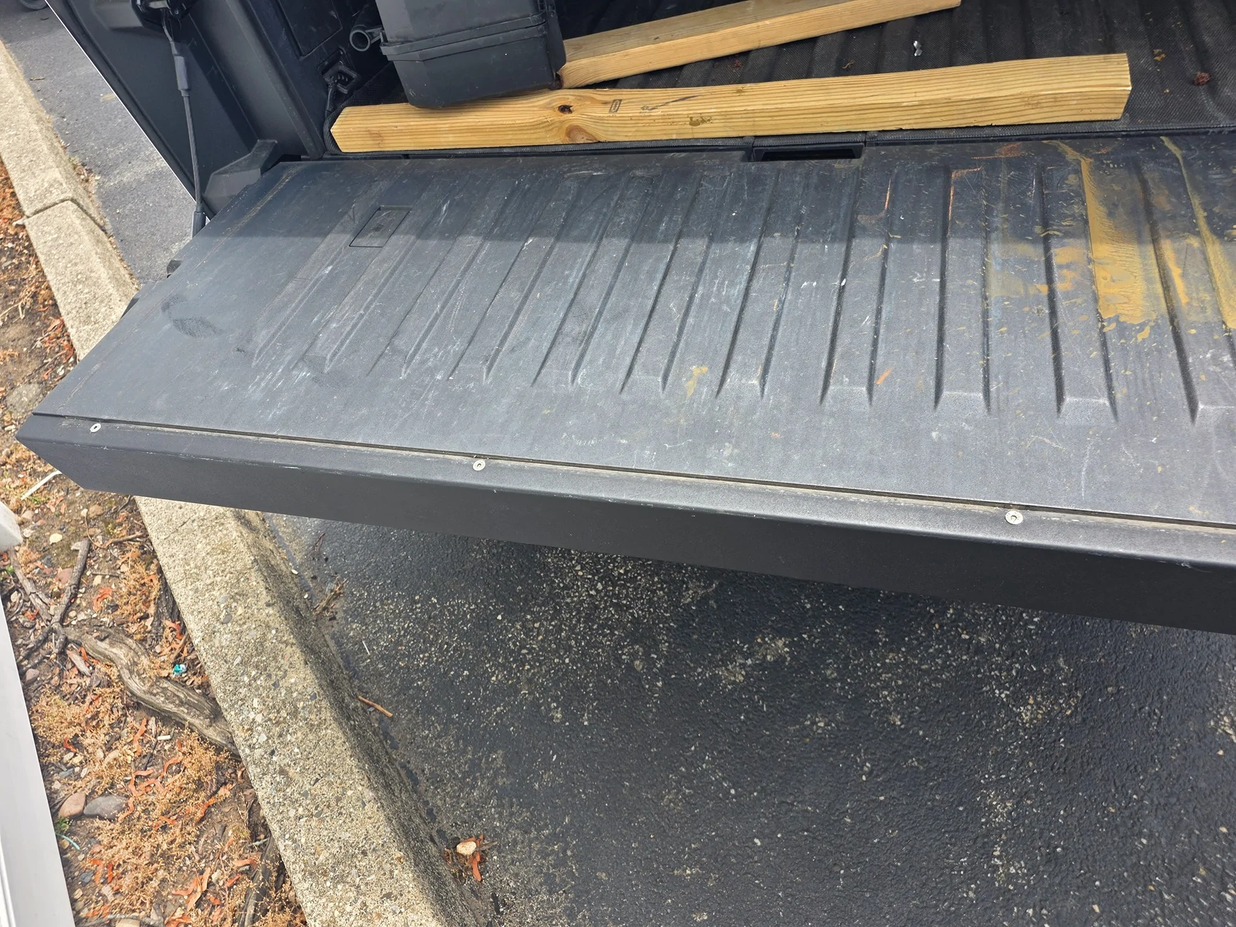 Tesla Cybertruck Stainless Steel Tail Gate Cover from Luckys Fab Shop 20260618_140244