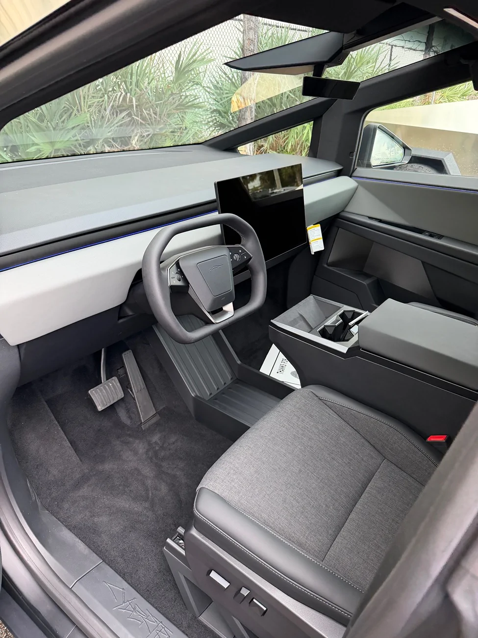 Tesla Cybertruck $59k Base Dual-Motor AWD Cybertruck Begin Delivery! IMG_2691