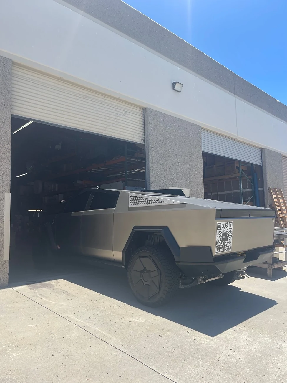Tesla Cybertruck Daily random Cybertruck photos thread - Post Yours! 📸 🤳 IMG_3299
