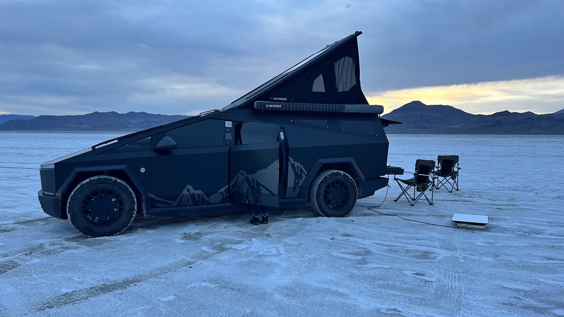 Tesla Cybertruck Urander Rack Mega Thread – Post Your Setup! 1782149007100-nz