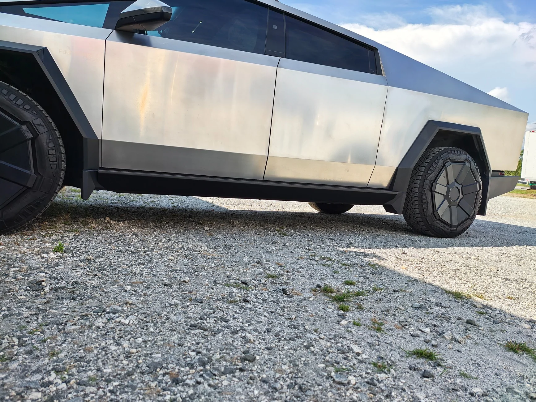 Tesla Cybertruck Who has the BEST running boards? Show us what you've got! IMG_20260622_164927296_HDR