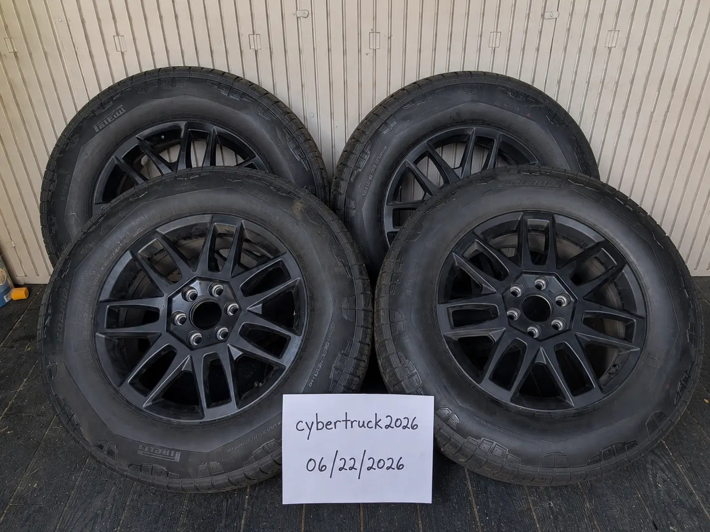 Tesla Cybertruck For sale Tesla Cybertruck OEM 20" Core Wheels + Pirelli Scorpion ATR (10.5/32") - $2,860 file_000000002bd071fda00c45ccb3df13e4