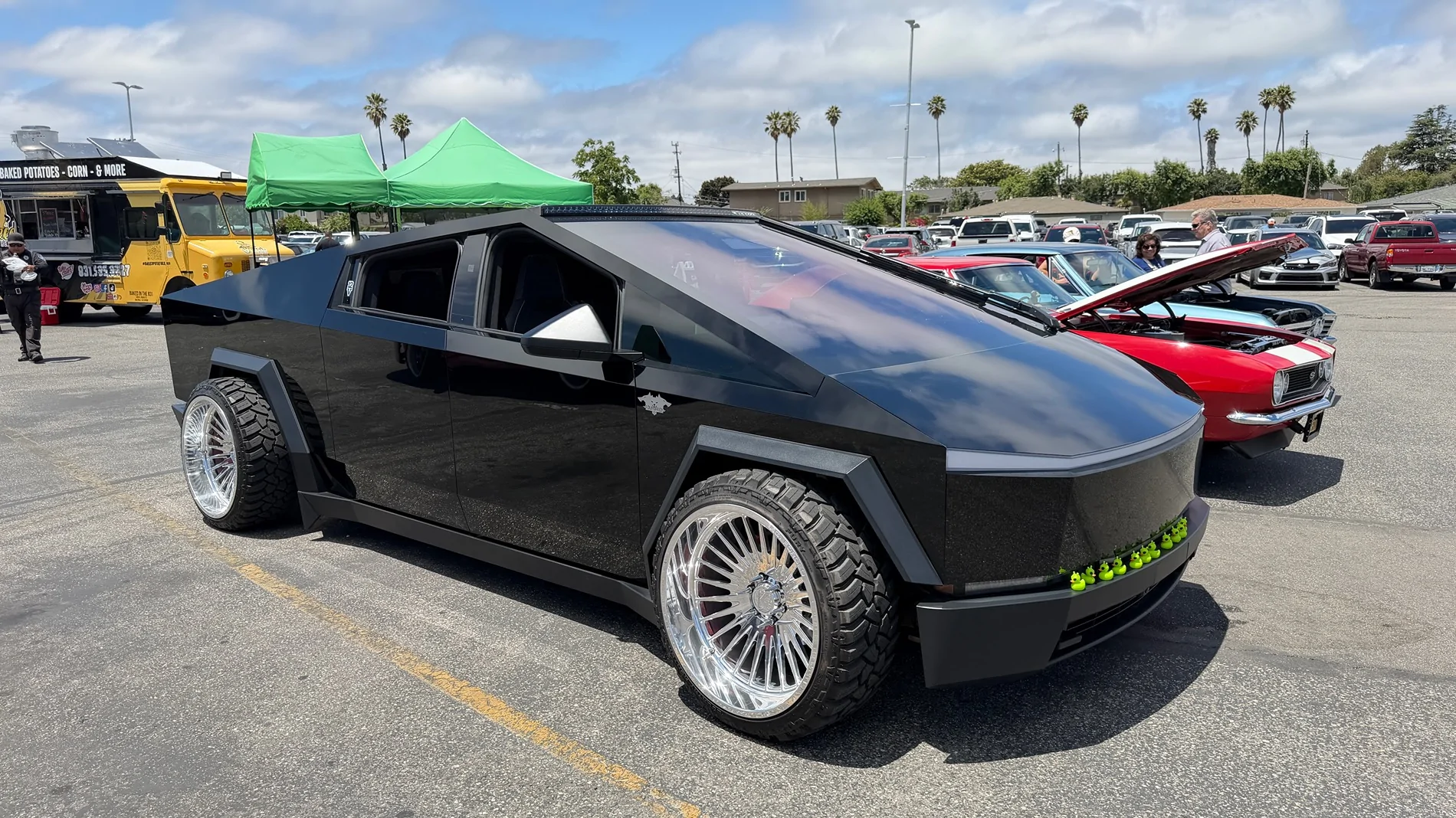 Tesla Cybertruck Daily random Cybertruck photos thread - Post Yours! 📸 🤳 IMG_6341