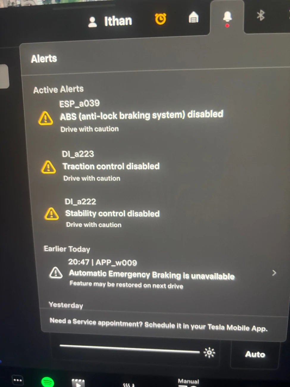 Tesla Cybertruck Been having this issue any one else …….? IMG_0789
