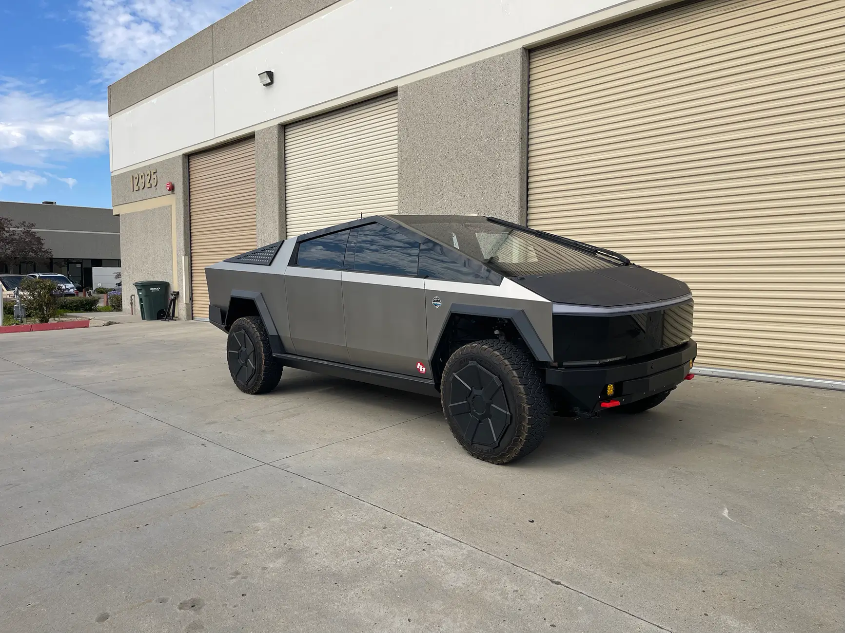 Tesla Cybertruck Post Your Truck's Front or Rear Bumpers or Bumper Mods! Let's see em! tempImageEBrlCU
