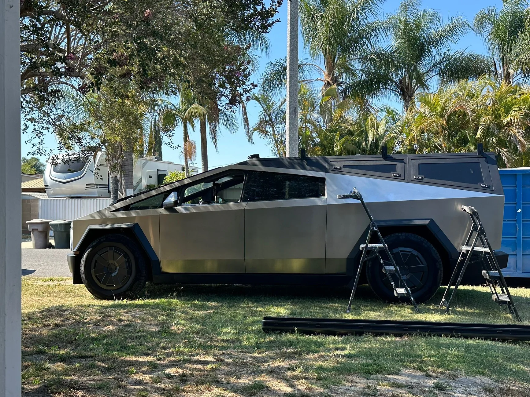 Tesla Cybertruck Urander Rack Mega Thread – Post Your Setup! IMG_1391