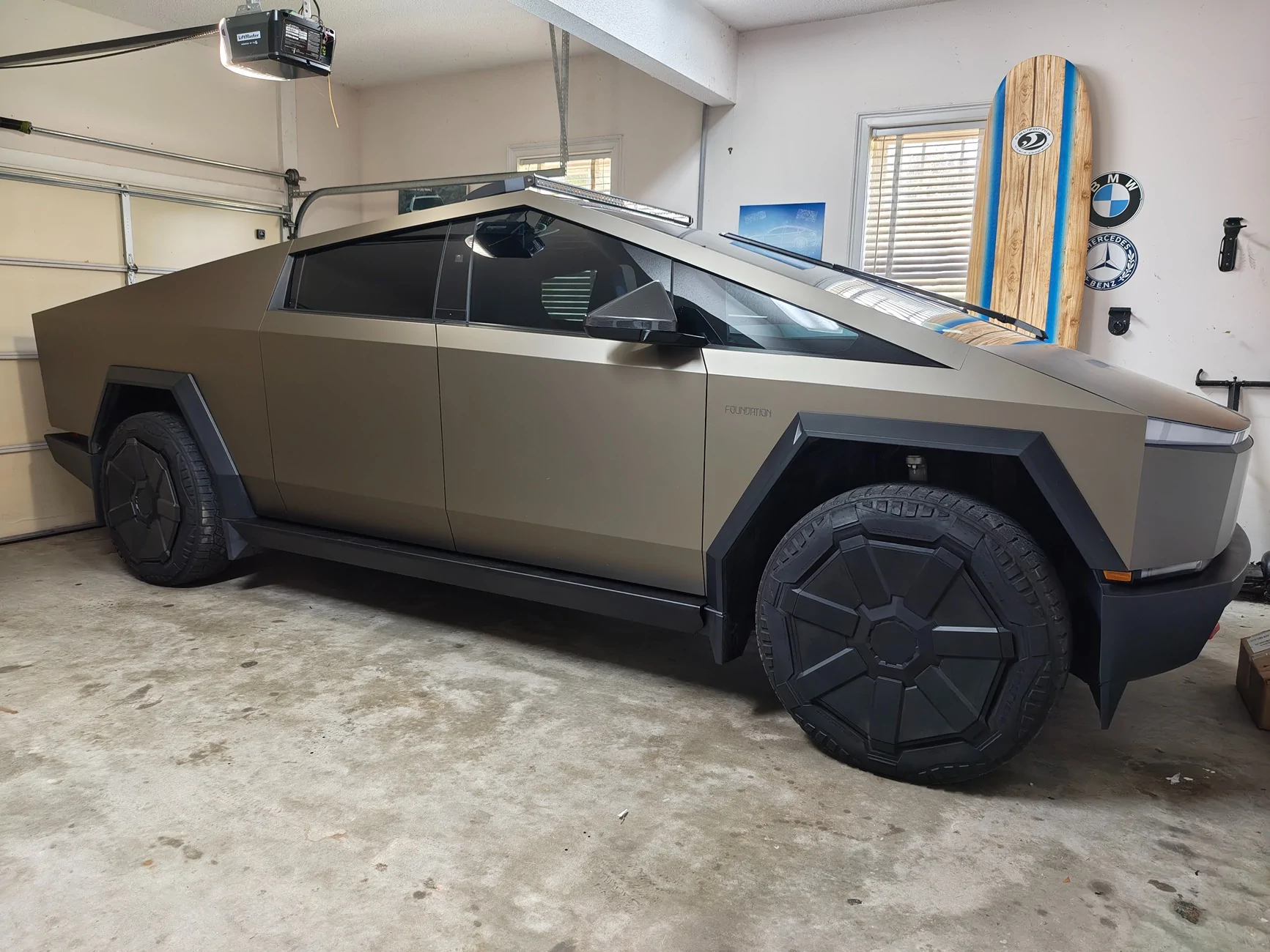 Tesla Cybertruck METAL / SILVER / TITANIUM / STEEL Vinyl Wrap & PPF Cybertruck -- Photos & Videos IMG_20260625_143059668_HDR