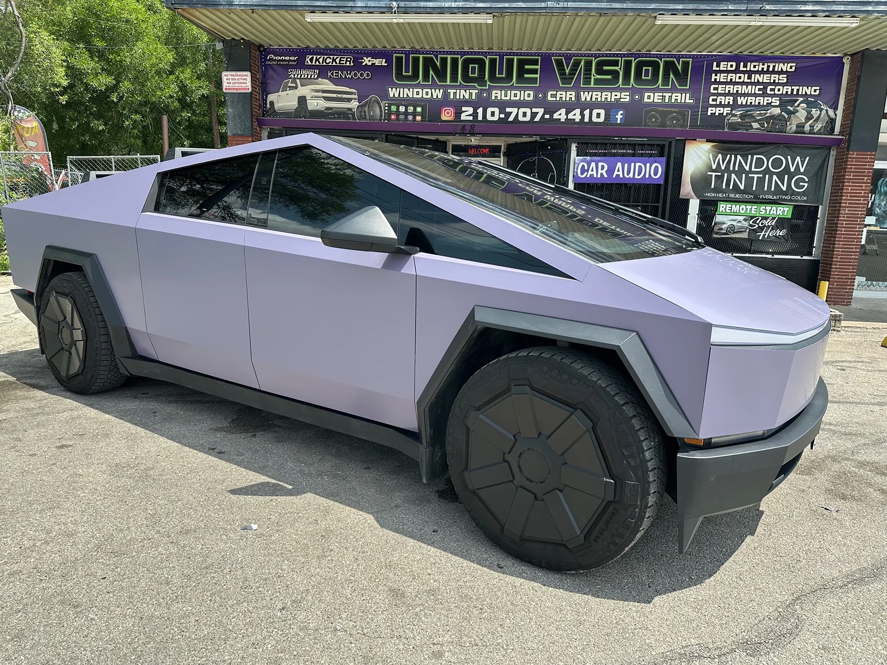 Tesla Cybertruck Cybertruck wrap in Houston, Texas IMG_2347