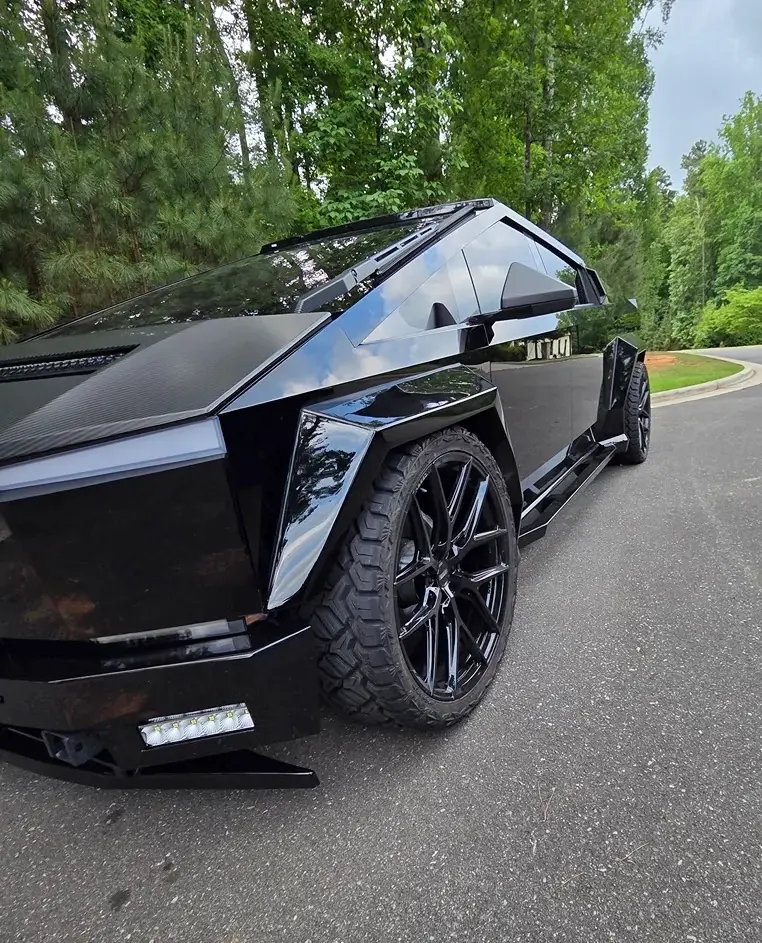 Tesla Cybertruck Black Beauty-Wide Body 122415-b3de7a5451cfa45d17bf8bf65fdde5d8