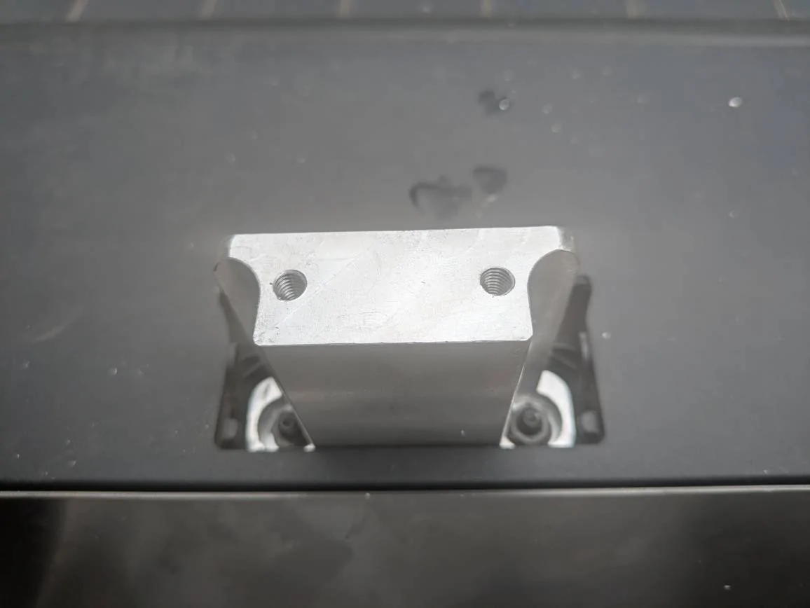 Tesla Cybertruck DIY roof bars dd9f7dbcd373addfbb93ec853860784b95a172be-1