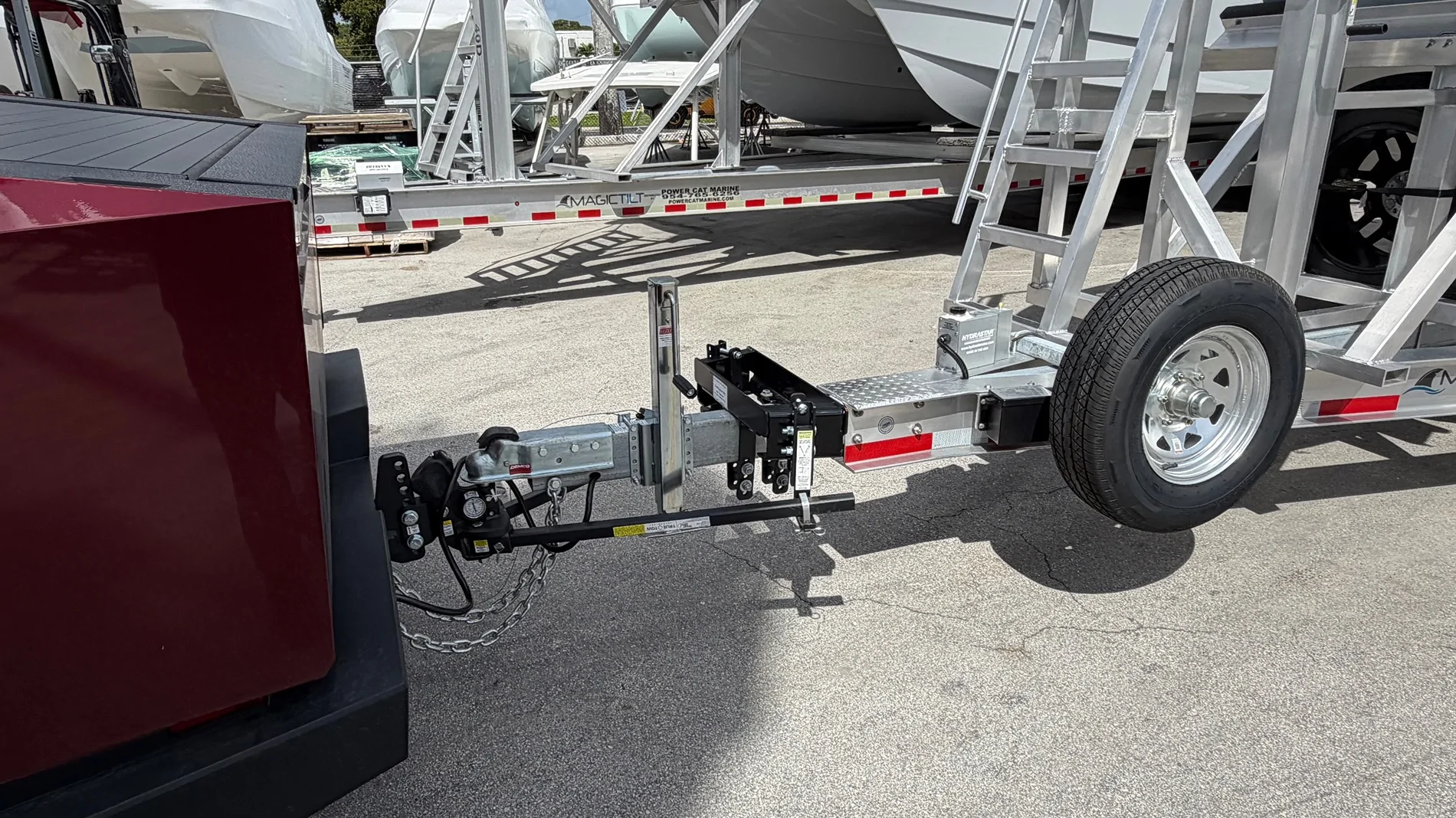 Tesla Cybertruck Towing ~10,000 lb boat at the launch ramp 1782876557907-p8