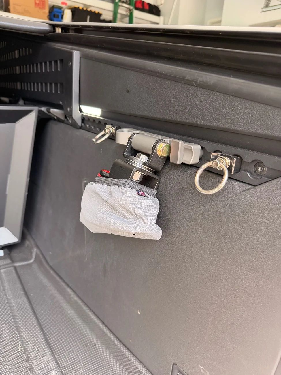 Tesla Cybertruck 59K SAWD - After Purchase Mods Thread 📐 IMG_5389