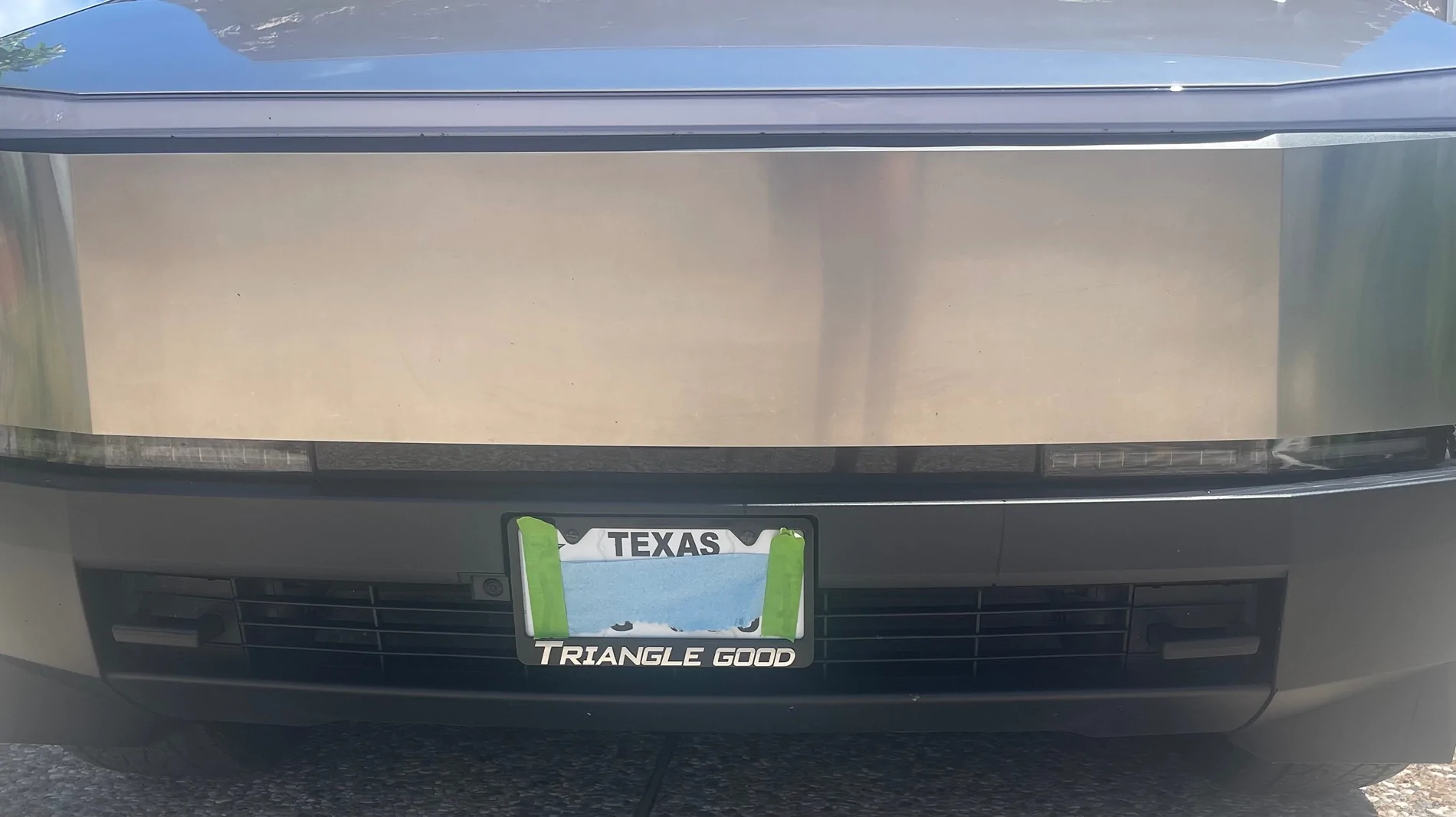 Tesla Cybertruck What did you do TO / WITH your Cybertruck today? 👨🏻‍🔧🧰🚿🛠 IMG_9490