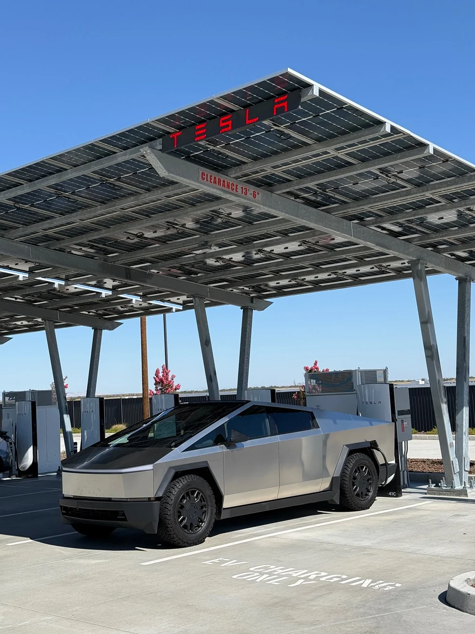 Tesla Cybertruck Daily random Cybertruck photos thread - Post Yours! 📸 🤳 IMG_3438