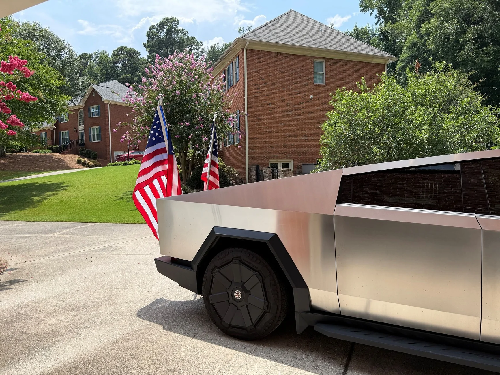 Tesla Cybertruck Daily random Cybertruck photos thread - Post Yours! 📸 🤳 2026-07-04 15.05.06