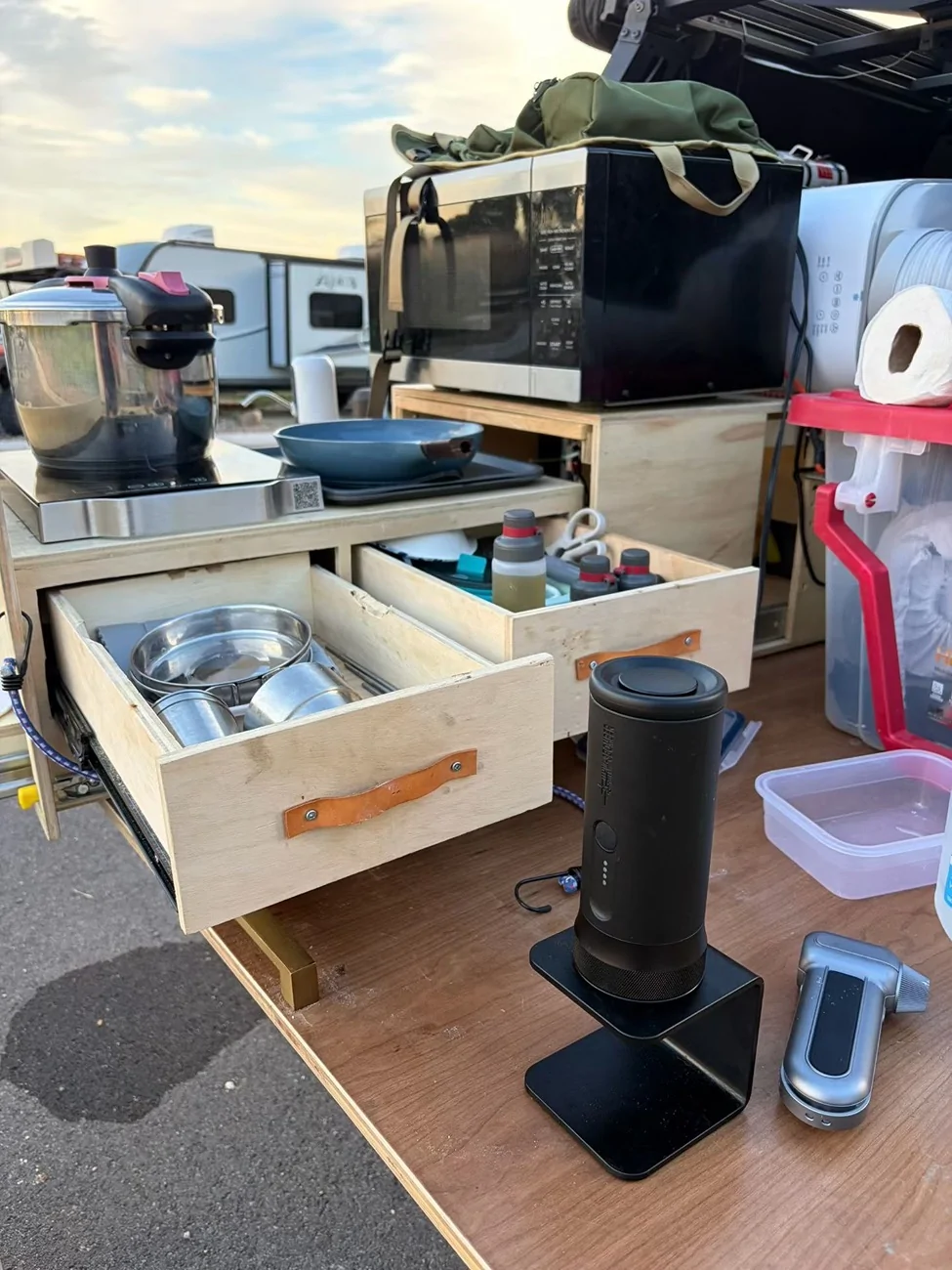 Tesla Cybertruck Flat Rack Setup Surprised Us – Range Loss Was Way Lower Than Expected 6a8f0b8f5e720c6bd588f68e238f9a