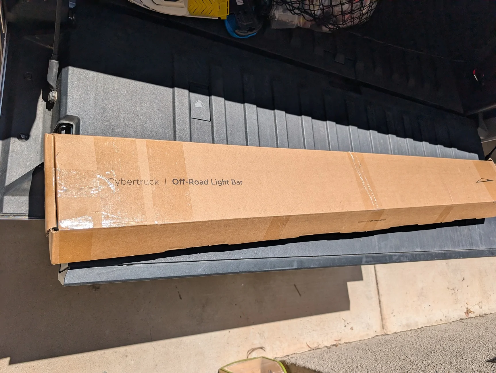 Tesla Cybertruck Retrofit / install OEM off road light bar. PXL_20260705_184004364