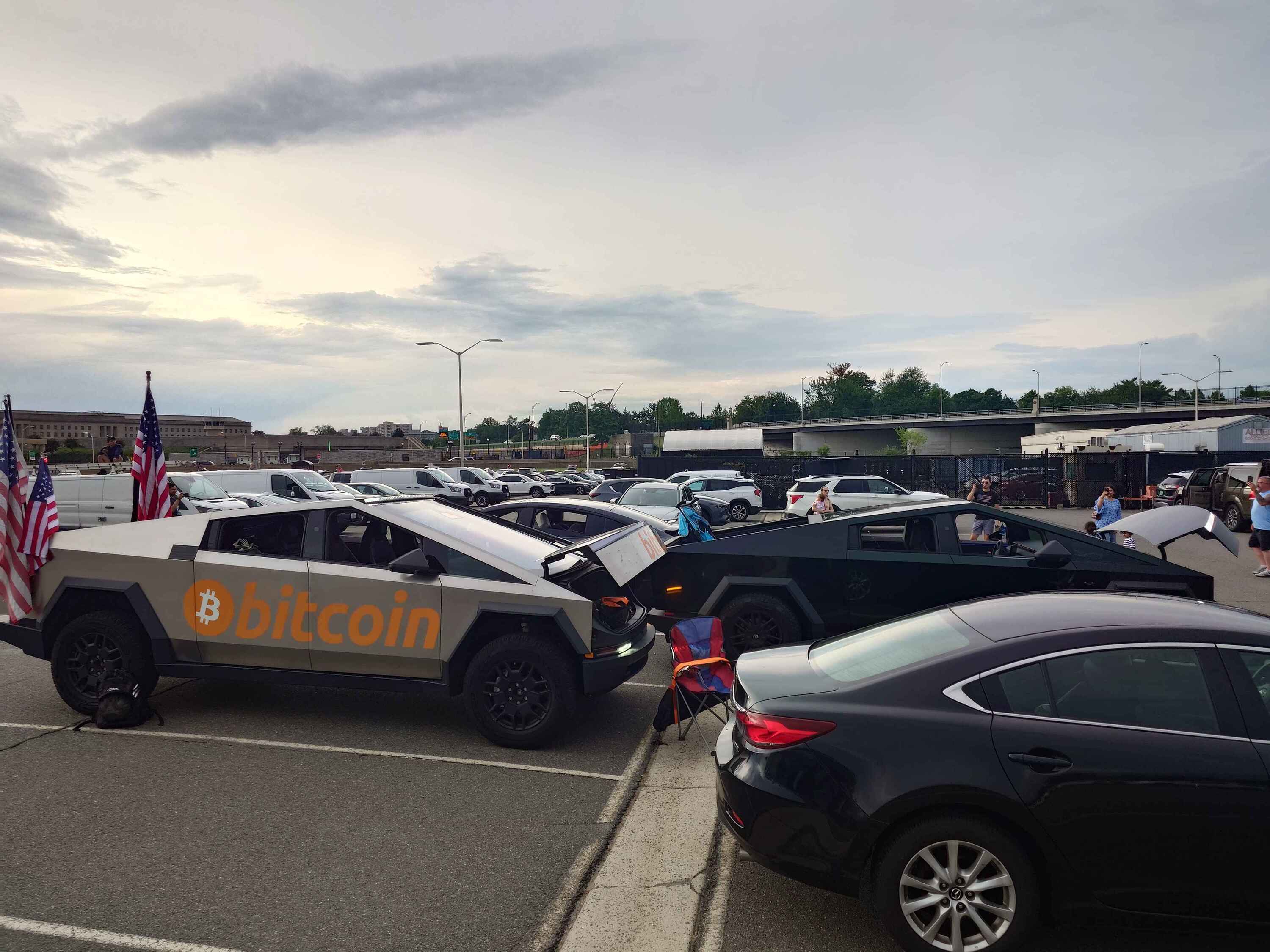 Tesla Cybertruck Daily random Cybertruck photos thread - Post Yours! 📸 🤳 20260704_191843862