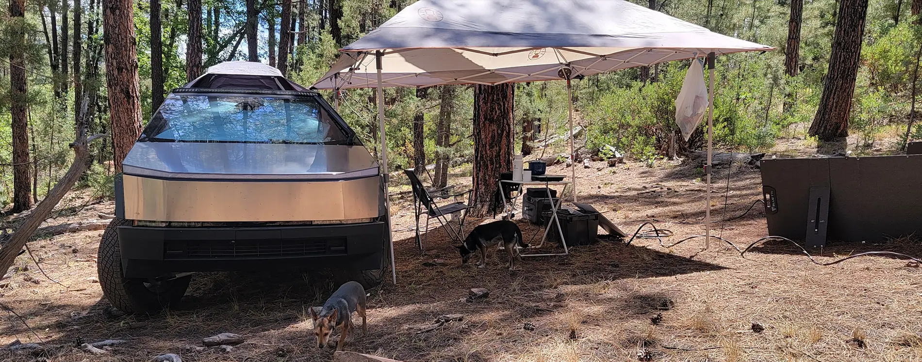 Tesla Cybertruck Pure solar… 1783427570208-oa