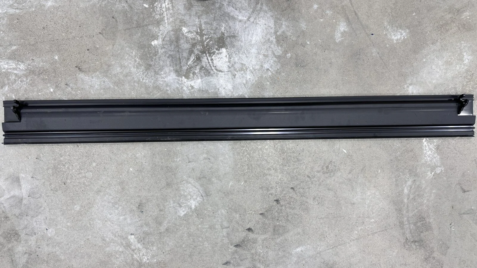 Tesla Cybertruck Official Fix: Tonneau Leak Foam Seal 1783443972358-z0