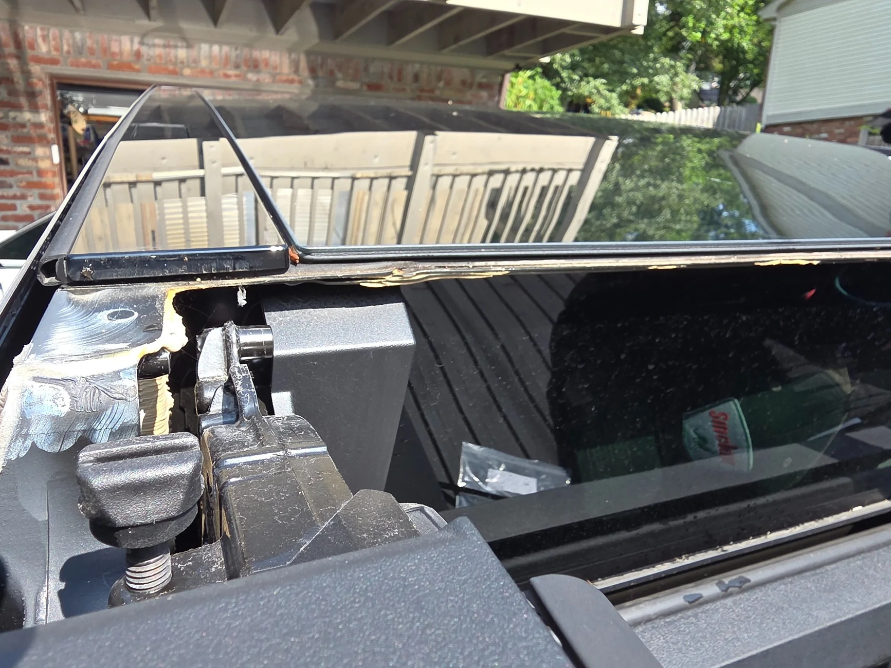 Tesla Cybertruck Official Fix: Tonneau Leak Foam Seal 20260708_101506