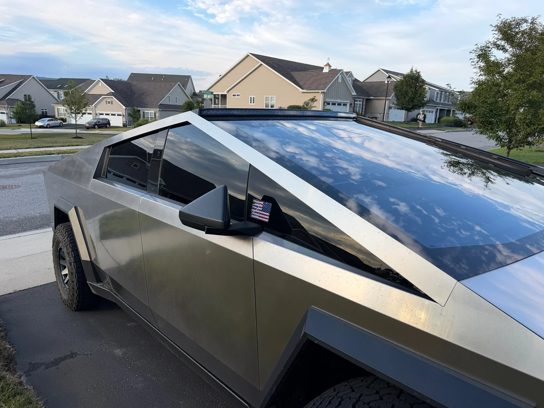 Tesla Cybertruck Daily random Cybertruck photos thread - Post Yours! 📸 🤳 IMG_1454