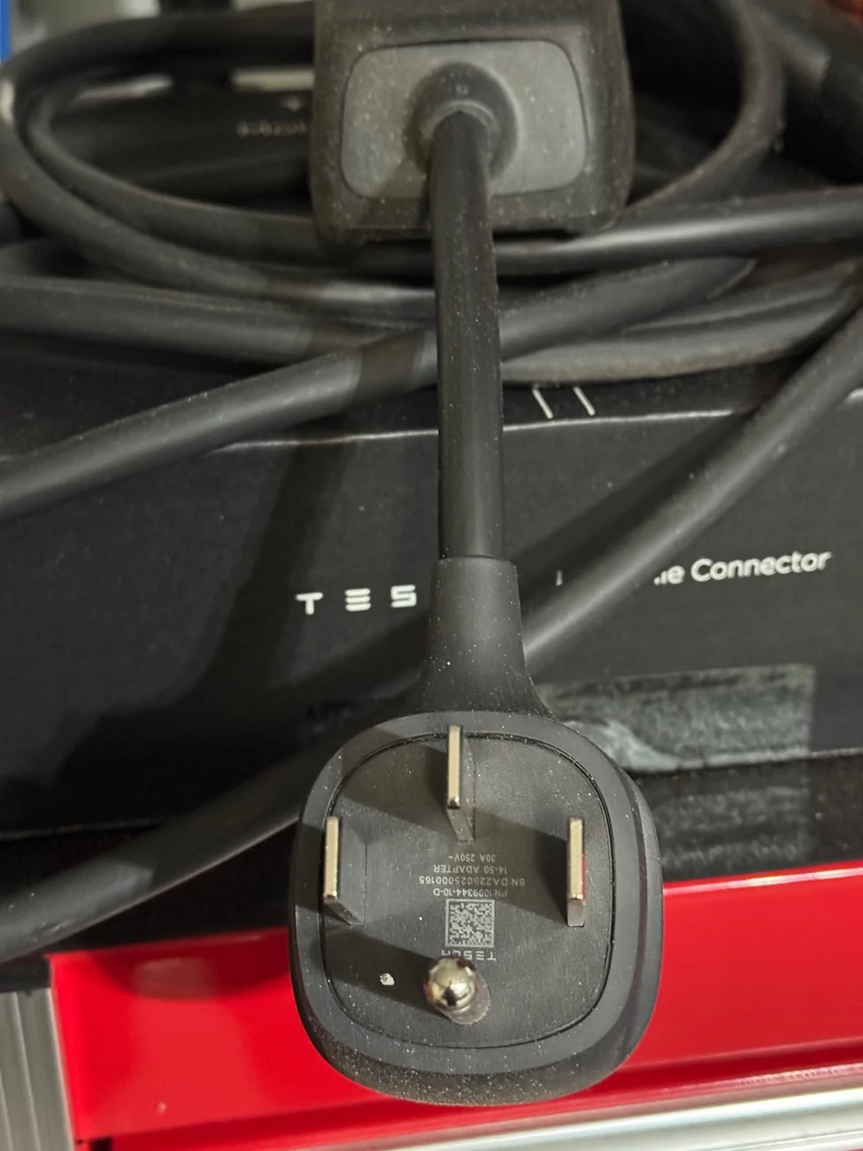 Tesla Cybertruck $59k Base Dual-Motor AWD Cybertruck Begin Delivery! IMG_5613