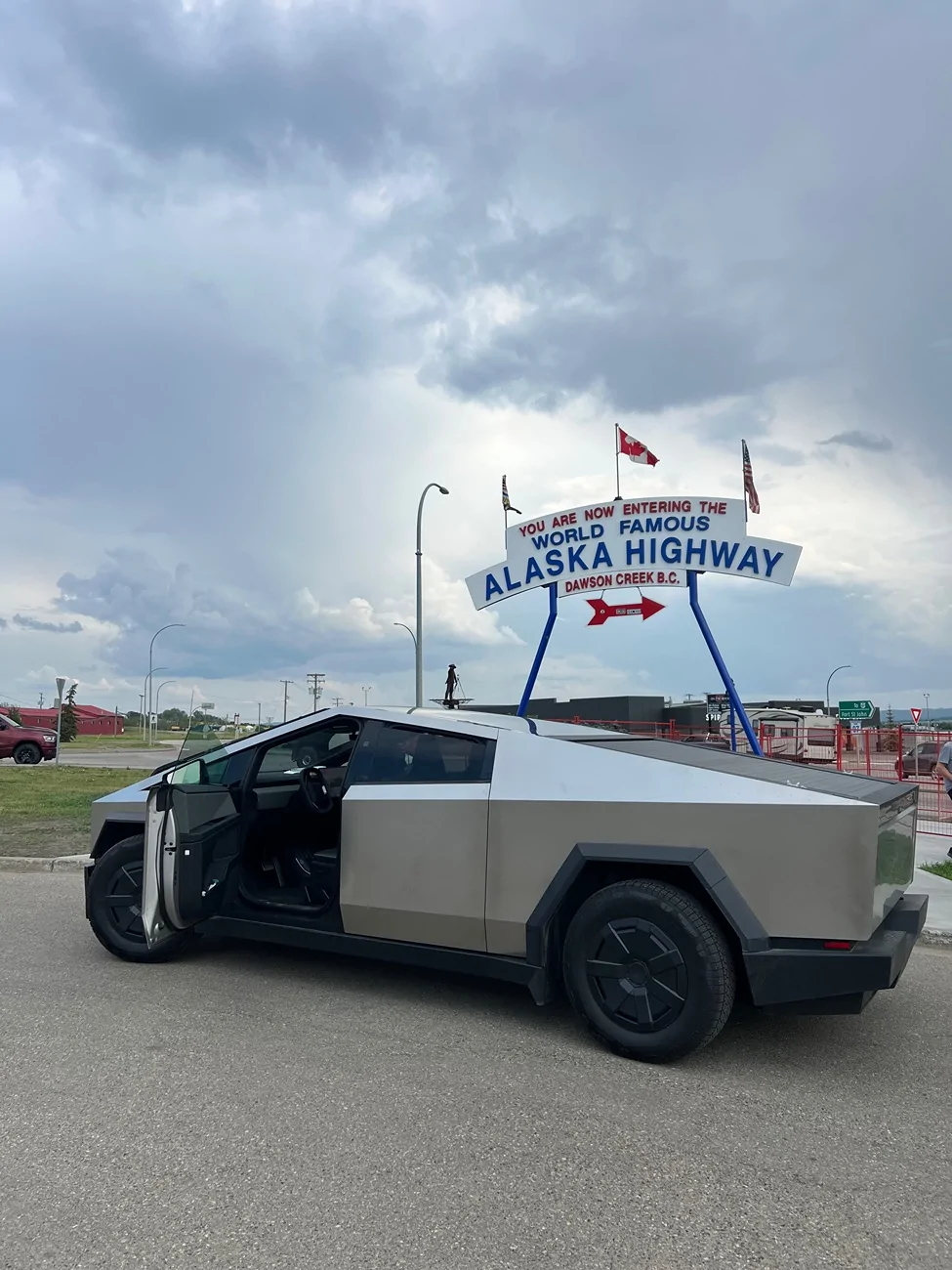 Tesla Cybertruck Daily random Cybertruck photos thread - Post Yours! 📸 🤳 IMG_0142
